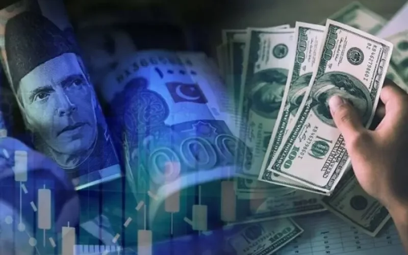 Pakistani Rupee Falls Sharply Against US Dollar Due to Delay in IMF Agreement